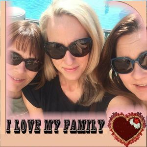 Meet your Posher, Khara